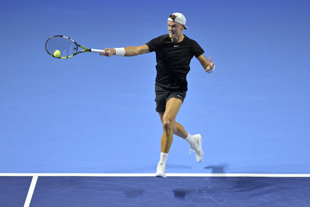 体育足协杯：苏宁易购2-0深足顺利晋级