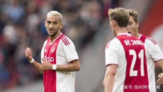 Paige Spiranac发行有关新闻hooters的四字声明将申请破产.